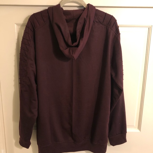 🌸Men’s hooded shirt - Picture 2 of 4